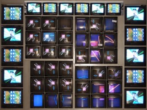 Nam-June-Paik-Internet-Dream-1994-570x428